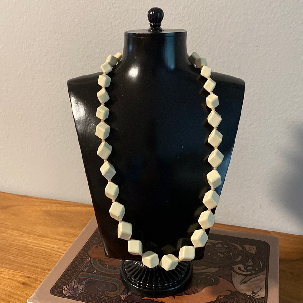 Funky vintage long ivory colored bead necklace